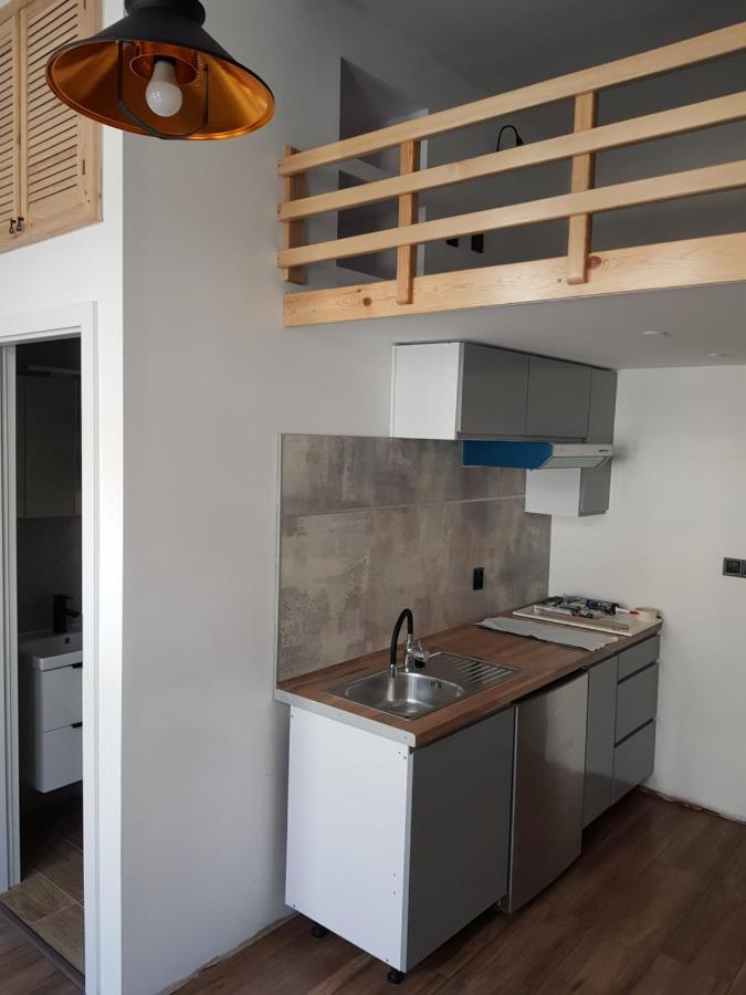 Micro Apartament